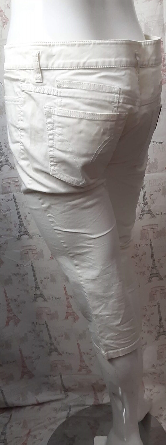DOLCE and GABBANA Vintage White Jeans Capris - image 4
