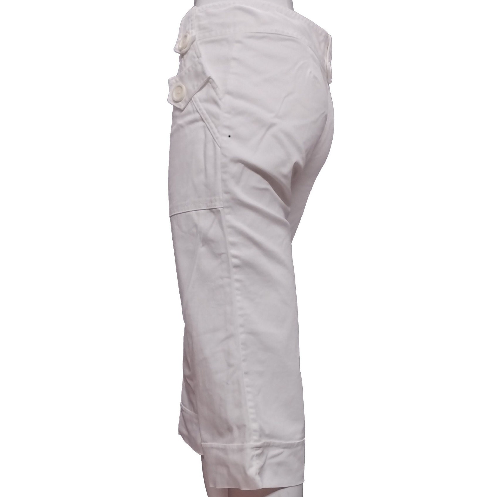 White cargo capris best sale womens