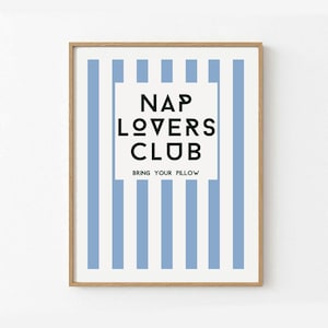 Nap Lovers Club – Druckbare Kunst | Lustige Wandkunst für ein adrettes Zuhause | Retro-Dekor | Pastell-Typografie-Poster