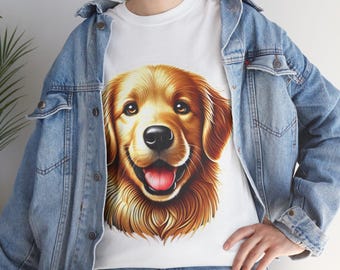 Könnte beinhalten: Ein weißes T-Shirt mit einem Aufdruck eines Golden Retriever-Hundegesichts. Der Hund lächelt mit herausgestreckter Zunge.
