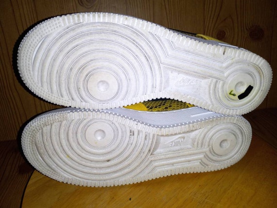 yellow snakeskin af1