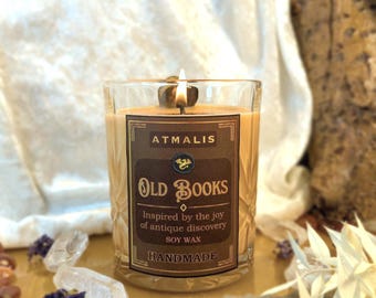 Old Books Inspired || Scented Candle || Gift ||  Handmade, Soy wax, Bio, Vegan, Rustic