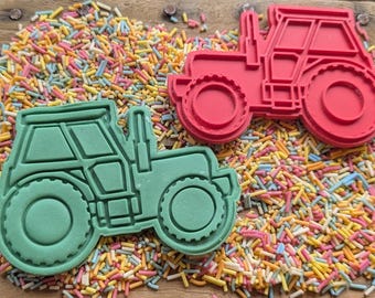 Tractor stamp and cutter - Birthday biscuits - personalized icing stamp - cupcakes - birthday - cookie cutter - embosser and cutter