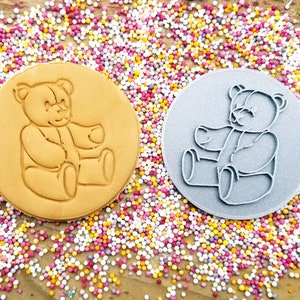 Old Bear embosser stamp - Teddy icing stamp - cupcakes - personalised cakes -cake stamp- classic bear