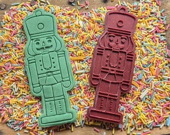 Nutcracker Christmas stamp and cutter - Birthday biscuits - personalized icing stamp - cupcakes - cookie cutter - embosser and cutter set