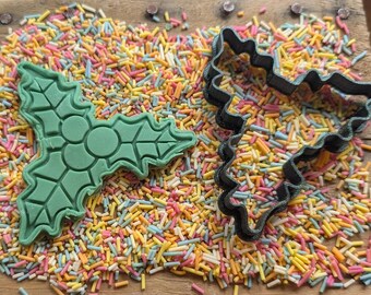 Holly Christmas stamp and cutter - Birthday biscuits - personalized icing stamp - cupcakes - cookie cutter - embosser and cutter set