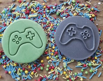 Gamer controller embosser stamp - personalized icing stamp - cupcakes - birthday - personalized cakes - gaming cakes