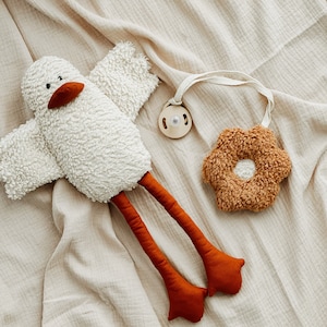 Baby Comforter, Plush Toy, Handmade Goose Plush, Duck Toy, ,Handmade Goose Teddy, Goose Toy, Boucle Goose, Boucle Toy, Newborn Comforter,