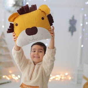 Lion Cotton Decorative Pillow, Lion Baby Gift, Kid Forest Animal Pillow, Safari Baby Kids Pillow, Lion Head Pillow, Lion King Nursery