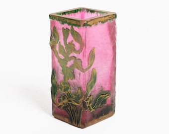Daum Nancy, acid etched glass vase