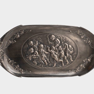 Art Nouveau large WMF tray with &quot;Puttis&quot;.