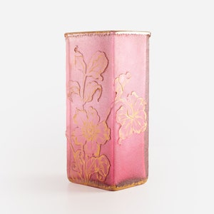Daum Nancy, acid etched frosted glass vase, 1900&#39;s