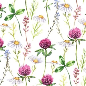 Könnte beinhalten: Aquarell-Illustration eines nahtlosen Blumenmusters mit Gänseblümchen, Klee und anderen Wildblumen. Das Design zeigt eine Vielzahl von grünen Blättern, rosa, lila und weißen Blüten vor einem weißen Hintergrund. Das Kunstwerk hat eine zarte, handgemalte Ästhetik.
