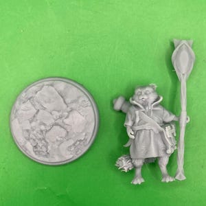 Tabaxi White Cat Sorcerer (4 Variants Available) - Epic Miniatures