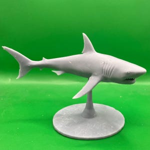 Giant Beasts 3 (8 Variants Available) - MZ4250