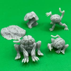 Intellect Devourer (3 Poses Available) - Brayan Nafarrate