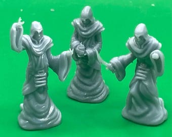 Yellow Cultist (3 Variants Available) - Epic Miniatures
