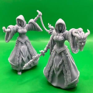 High Sorceress (3 Variants Available) - Epic Miniatures