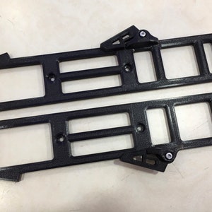 Sidebars / handlebars for YAESU FT-857 with footrest printed in 3D petg