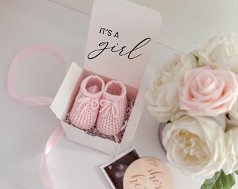 Gender Reveal Gift Box Surprise Baby Girl Gender Reveal Box Grandparents  Family Gender Reveal Present It's a Girl Gift Box Gender Reveal Box
