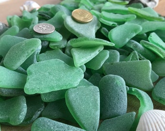 Oryginalne zielone szkło morskie, 2,5-4 cm (1"-1 9/16"), zestaw 25-50 sztuk do celów artystycznych, rękodzieła, mozaik