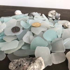 Bulk sea glass White & aqua seafoam genuine sea glass lot 25-50 pieces, 2,5-4cm (1&quot;-1 9/16&quot;) Raw sea glass Tree Mobile Mosaic