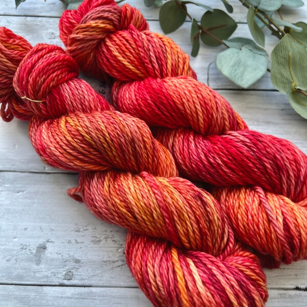 Chunky UK hand dyed yarn, merino wool yarn, Superwash wool, knitter gift, red yarn, variegated yarn