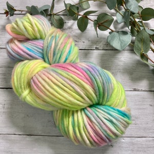 Ultra bulky/super chunky merino wool yarn, single ply, hand dyed yarn 200 grams, variegated yarn, neon yarn, pastel yarn
