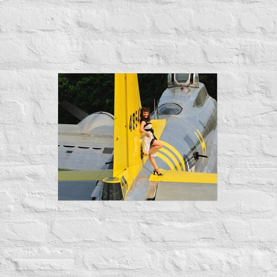 ポスター　17　1940年代のポスター。 海外 ビンテージ ポスター Production Drive Committee