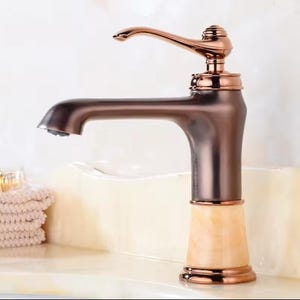 Rubinetto retrò di qualità certificata, fascino vintage, struttura in ottone, design senza tempo - conforme agli elevati standard di sicurezza ed eccellenza