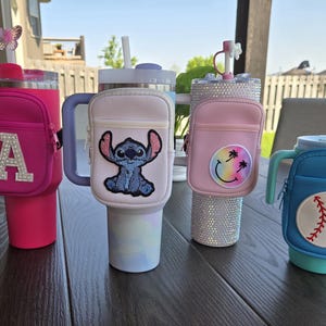 Personalisierte Becher Beutel Wasserflasche Beutel mit Reißverschluss CUSTOM Sie wählen Farbe und Patch Disney Barbie Sport Mario Spaß PERFEKTES GESCHENK!
