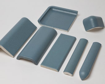 Blue Speckled ceramic V-cap, bullnose, Quarter Round