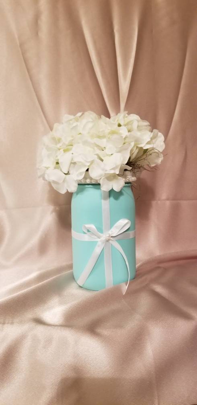 Tiffany inspired Centerpiece, Turquoise QT mason jar floral. Bridal shower centerpieces. Ball mason jar floral . Baby shower decor afbeelding 1