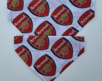 Arsenal Dog Bandana.  Slips on to the dogs Collar. Handmade.