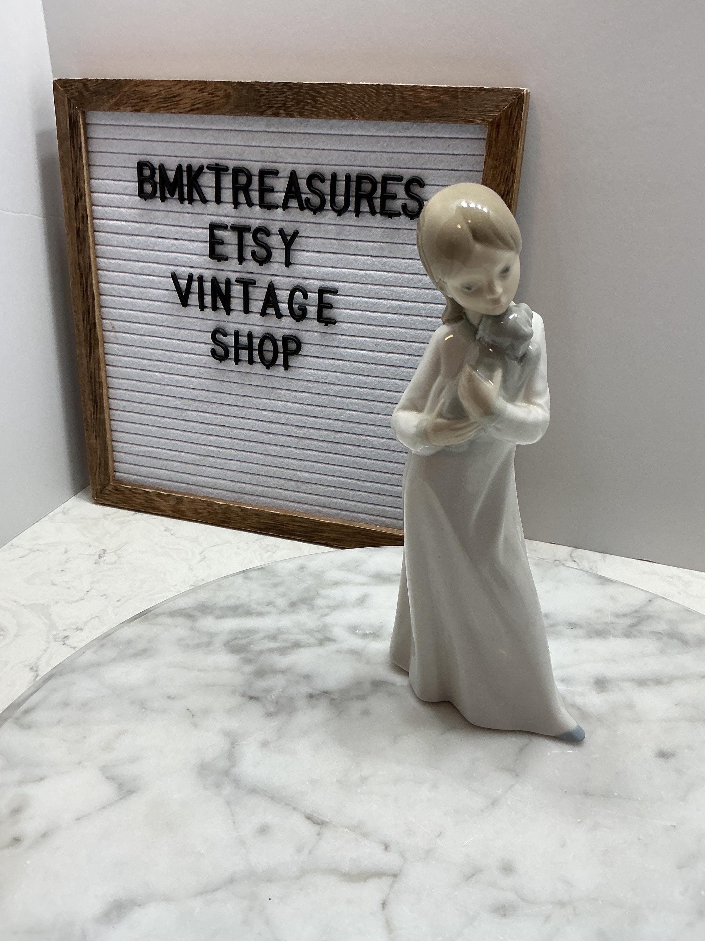Zaphir Girl Figurine - Etsy