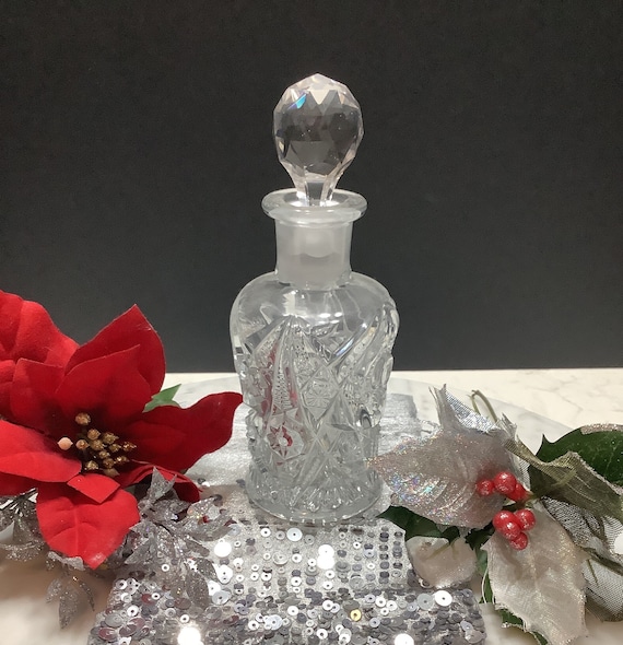 Vintage Hobstar Crystal Perfume Bottle by Imperial Glass