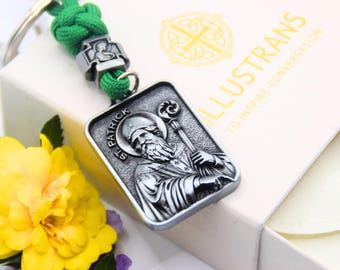St Patrick Medal Keychain – Catholic Protection Prayer Keyring, Christian Gift, Religious Keychain