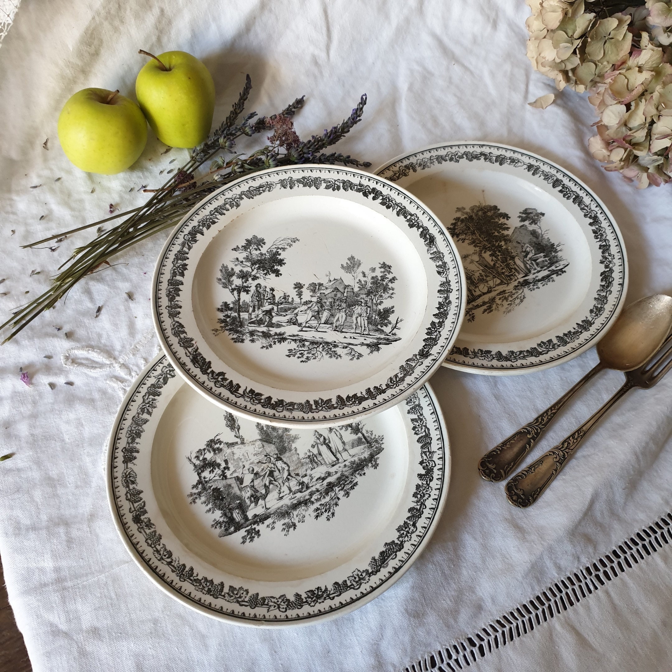 French Antique Fine Faience Plates C1820 Black & White French Antique Fine Faience Plates C1820 Black & White