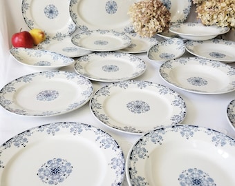 【BERNARDAUD LIMOGES】Artois blue　プレート　3枚 Bernardaud Limoges Artois Blue 30 Piece Porcelain Dinnerware Set