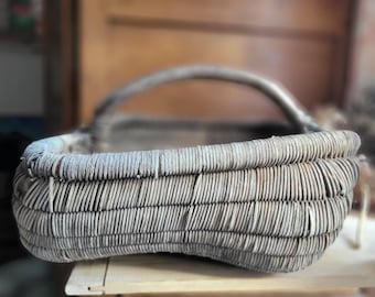 Sehr großer französischer Erntekorb, Buttock Form, Corrèze Region Frankreich um 1900