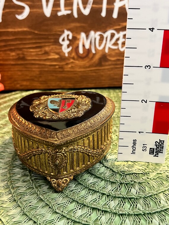 Heart Shaped Jewelry Box with Crest Symbol - image 10