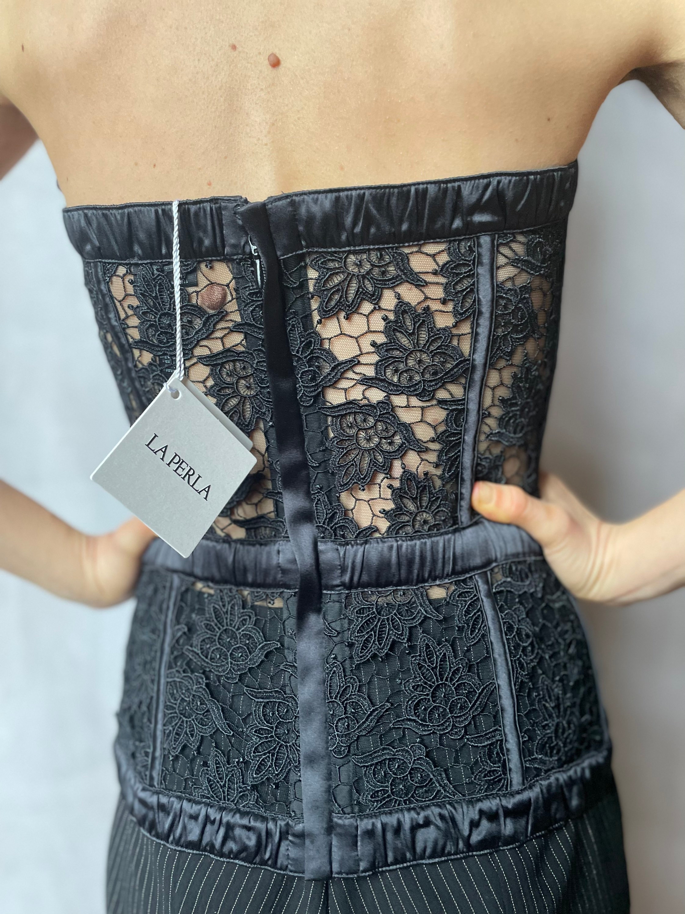 La Perla Iconic Y2K Deadstock Black Floral Lace Boned Bustier