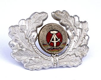 東ドイツ DDR 国民人民軍 軍 NVA 兵士 帽子ピン 花形帽章 キャップ
