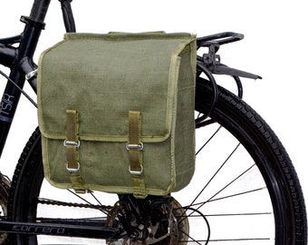 Army Surplus Showerproof Canvas Pannier Bag 1980s retro quality vintage green olive large bike spacious waterproof rainproof NOS