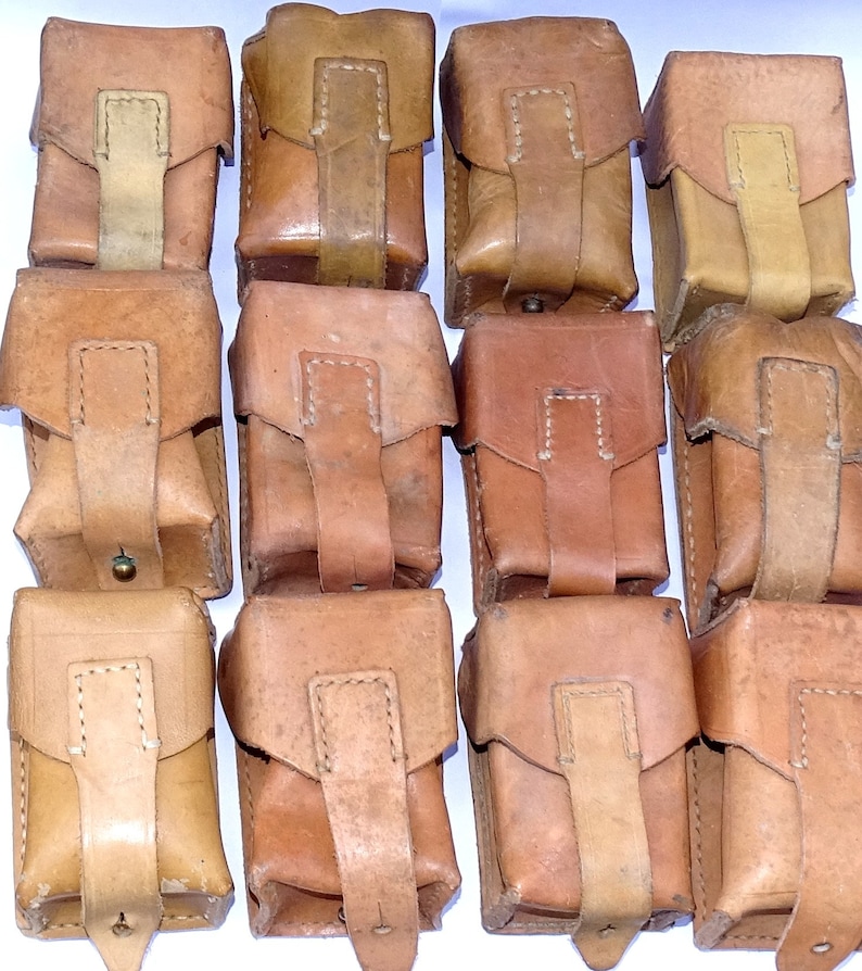 Small 1970s Vintage Leather Belt Pouch Genuine Army Surplus Soviet Bloc