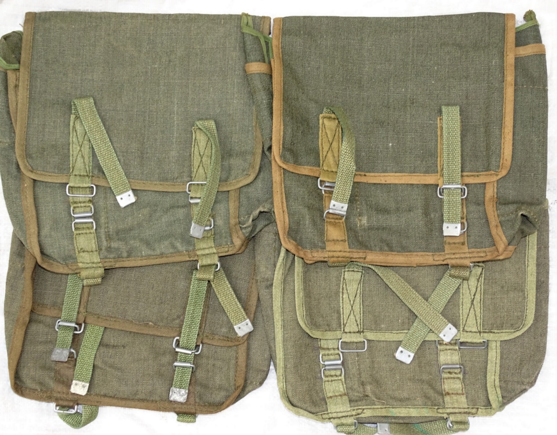 Vintage 1960s Military Bag Green Canvas Ex-army Spacious Messenger