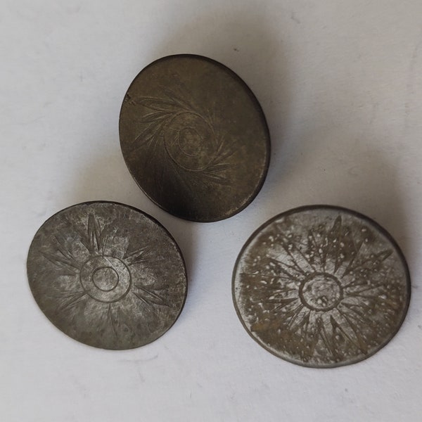 Set of 3 antique buttons solaris 18th buttons XVIII century bronze
