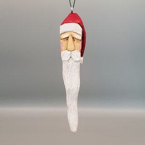 Ornement de Père Noël à longue barbe en bois d&#39;art populaire rustique sculpté à la main