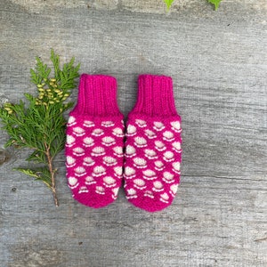 Roze wollen kinderwanten, Newfoundland kinderwanten, roze en witte wanten, warme kinderwanten, dubbele gebreide wanten voor meisjes
