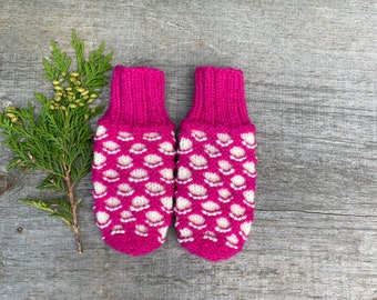 Pink Childrens Wool Mittens, Newfoundland Childrens Mittens, Pink and White Mittens, Warm Childrens Mittens, Girls Double Knit Mittens